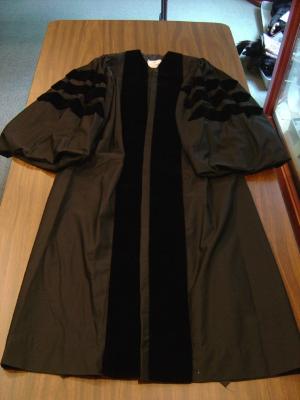 Gown, Academic